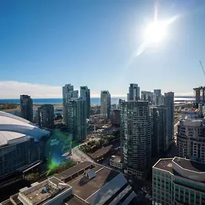 Executive Suite-lakeview-free Parking , Toronto Canada